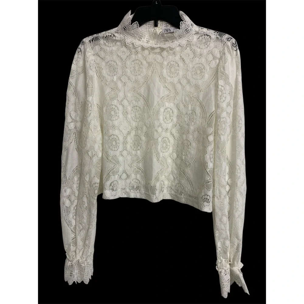 Zara White Floral Lace Mock Neck Long Sleeve Cropped‎ Blouse Small